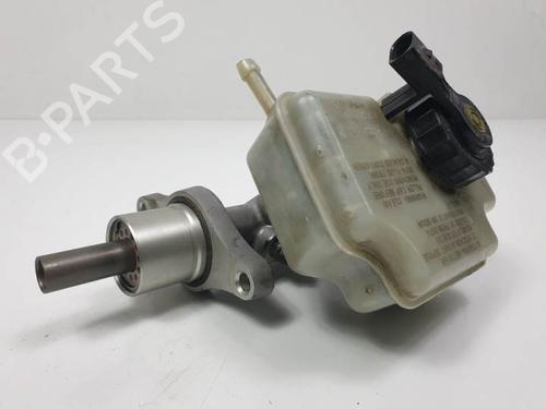 Used Brake master cylinder VW TOURAN (1T1, 1T2) 2.0 TDI 16V (140 hp) 12384678