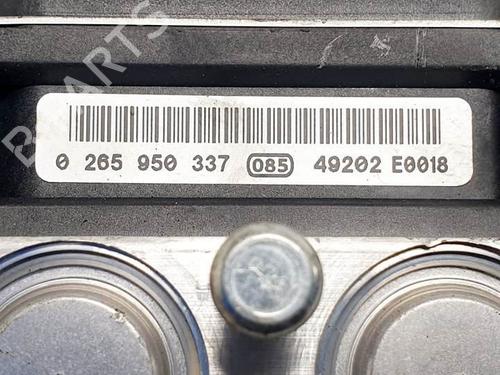 ABS pump LAND ROVER DISCOVERY III (L319) 2.7 TD 4x4 | BP6847358M43 