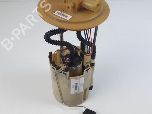 Used Fuel pump Fuel pump MERCEDES-BENZ SPRINTER 3,5-t Van (B906) 311 CDI (906.631, 906.633, 906.635, 906.637) (109 hp) 24930088 24930088