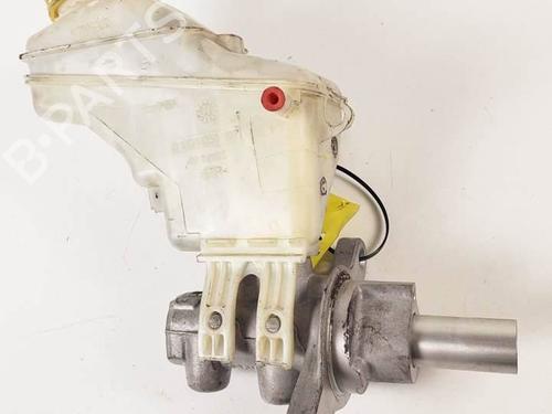 Used Brake master cylinder Brake master cylinder CITROËN NEMO Box Body/MPV (AA_) 1.4 HDi (68 hp) 12388511 12388511