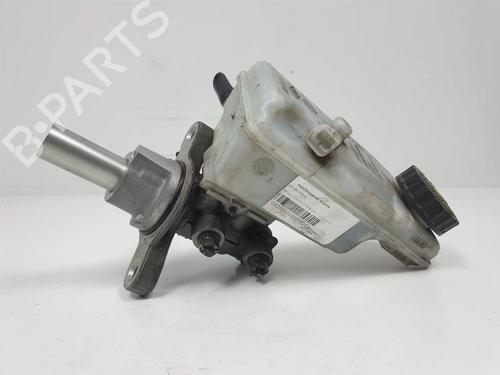 Used Brake master cylinder Brake master cylinder RENAULT KANGOO / GRAND KANGOO II (KW0/1_) 1.5 dCi 90 (KW05, KW08, KW0G, KW11) (90 hp) 10732563 10732563