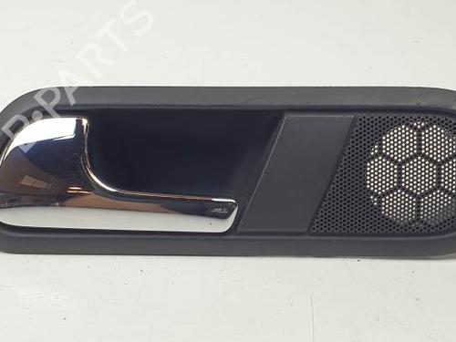 Venstre bak invendig håndtak SEAT IBIZA III (6L1) 1.9 SDI (64 hp) 28066075