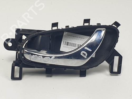 Used Front left interior door handle Front left interior door handle 11271928 11271928