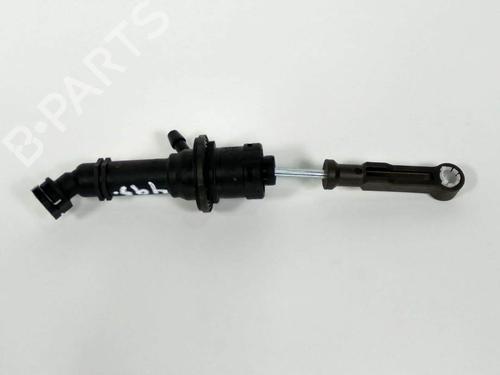 Used Clutch slave cylinder Clutch slave cylinder DACIA SANDERO II TCe 90 (B8M1, B8MA, B8AC) (90 hp) 13954219 13954219