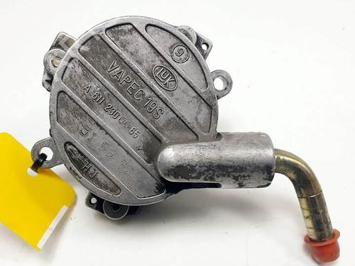 Vacuum pump MERCEDES-BENZ E-CLASS (W210) E 320 CDI (210.026) | BP17869831M80 