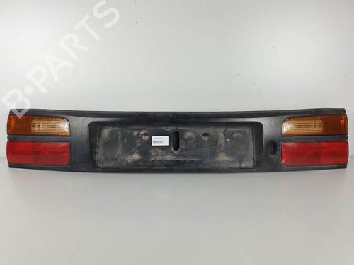 Used Rear center light Rear center light RENAULT LAGUNA I (B56_, 556_) 2.2 dT (B569) (113 hp) 11867206 11867206