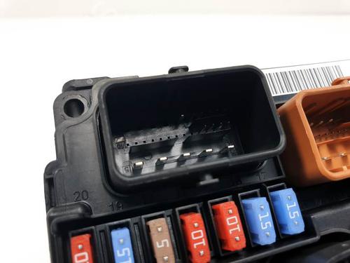 Fuse box CITROËN C3 II (SC_) 1.2 VTi 82 | BP25000081E1 