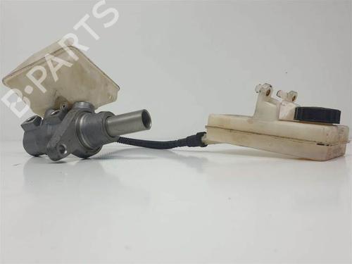 Hovedbremsecylinder PEUGEOT 3008 II SUV (MC_, MR_, MJ_, M4_) [2016-2025]  10913190
