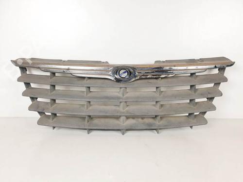 Used Grille CHRYSLER VOYAGER IV (RG, RS) 2.8 CRD (150 hp) 15245229