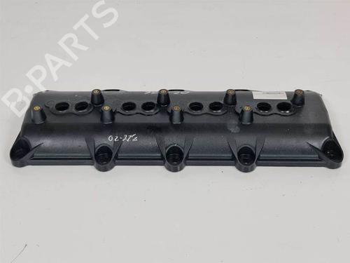 Used Valve cover JEEP GRAND CHEROKEE III (WH, WK) 5.7 V8 4x4 (326 hp) 13953819