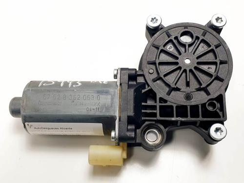 Used Left front window motor BMW 3 (E46) 320 d (150 hp) 25116870