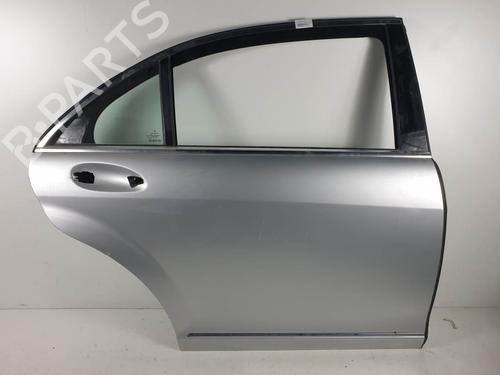Dør højre bagtil Dør højre bagtil MERCEDES-BENZ S-CLASS (W221, V221) S 350 BlueTec (221.026, 221.126) (258 hp) 11349341 11349341
