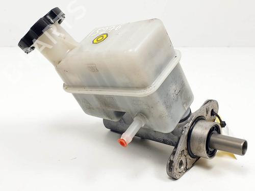 Used Brake master cylinder Brake master cylinder KIA SPORTAGE II (JE_, KM_) 2.0 CRDi (140 hp) 24932892 24932892