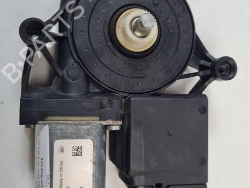 Rudehejsemotor forskærm højre Rudehejsemotor forskærm højre CITROËN C3 III (SX) 1.2 PURETECH 82 (82 hp) 36254579 36254579