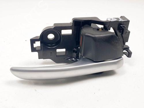 Used Rear right interior door handle Rear right interior door handle TOYOTA C-HR (_X1_) 1.8 Hybrid (ZYX10_, ZYX11_, ZYX10R, ZYX11R) (122 hp) 13651999 13651999