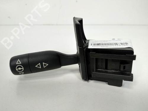 Used Steering wheel controls Steering wheel controls LAND ROVER RANGE ROVER III (L322) 4.2 4x4 (396 hp) 7233161 7233161