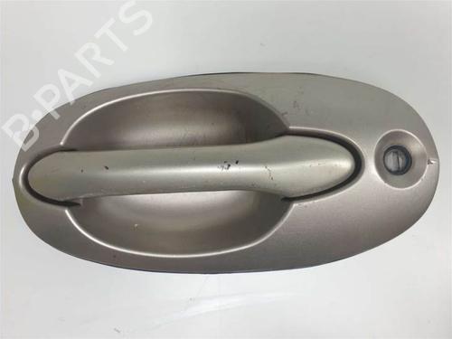 Used Front right exterior door handle KIA CARNIVAL II (GQ) 2.9 CRDi (144 hp) 10984730