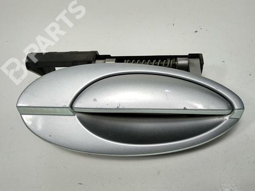 Used Front right exterior door handle Front right exterior door handle CITROËN C5 I (DC_) 2.2 HDi (DC4HXB, DC4HXE) (133 hp) 8623792 8623792