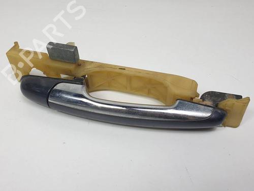 front-right-exterior-door-handle-kia-opirus-gh-35-2003-2004-2005-2006-2007-2008-2009-2010-2011-2012-13101127 main image