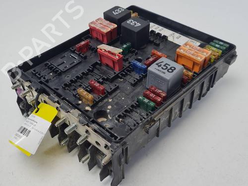 fuse-box-vw-golf-v-1k1-2003-2004-2005-2006-2007-2008-2009-2010-36865147 main image