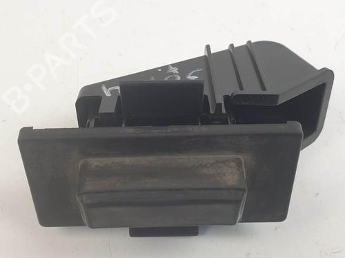 tailgate-handle-mazda-3-bm-bn-2013-2014-2015-2016-2017-2018-2019-29245877 main image
