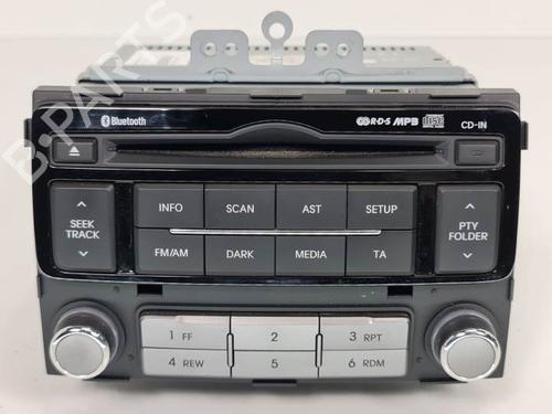 Used Radio HYUNDAI i20 I (PB, PBT) 1.2 (86 hp) 6903898