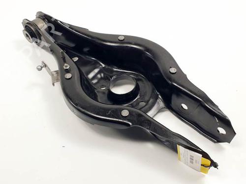 Venstre bagtil bærearm BMW 1 (F20) 116 d (116 hp) 24934172