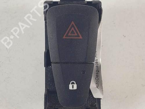Used Warning switch Warning switch DACIA DOKKER Box Body/MPV 1.5 dCi (FEAJ) (90 hp) 17571251 17571251