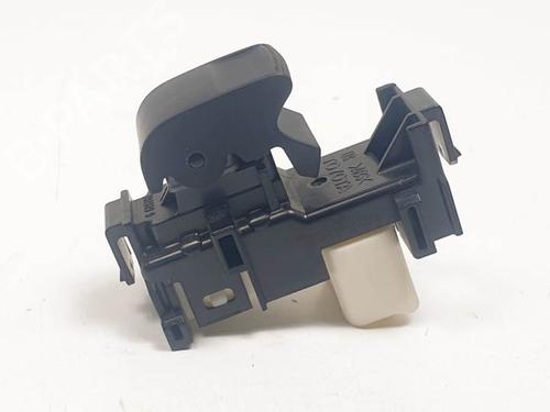 Used Left rear window switch TOYOTA YARIS (_P13_) [2010-2020]  15216799