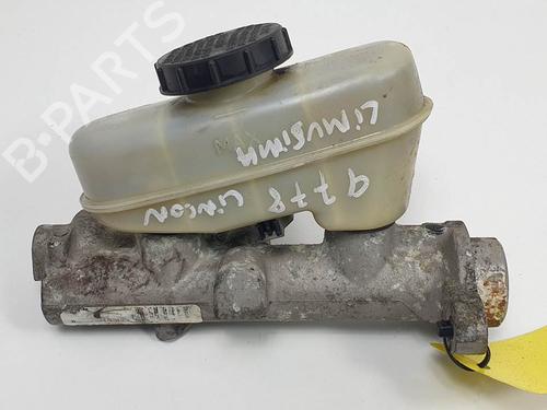Used Brake master cylinder Brake master cylinder LINCOLN TOWN CAR Saloon [1980-1989] 29275133 29275133