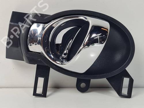 Used Front left interior door handle NISSAN JUKE (F15) 1.2 DIG-T (115 hp) 29321761