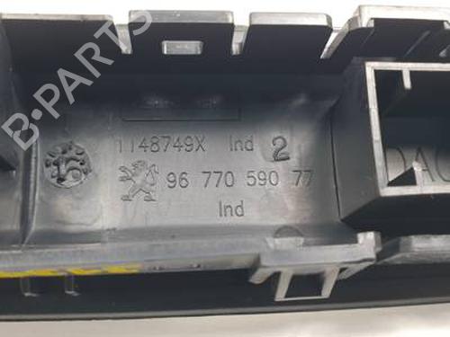 Switch PEUGEOT 2008 I (CU_) 1.2 THP 110 / PureTech 110 | BP30450612I30