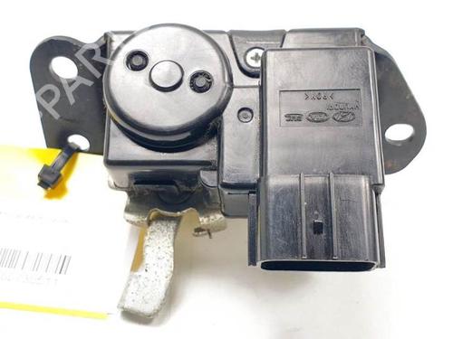 Tailgate lock KIA CARENS III MPV (UN) 1.6 CRDi 128 | BP17166084C101 