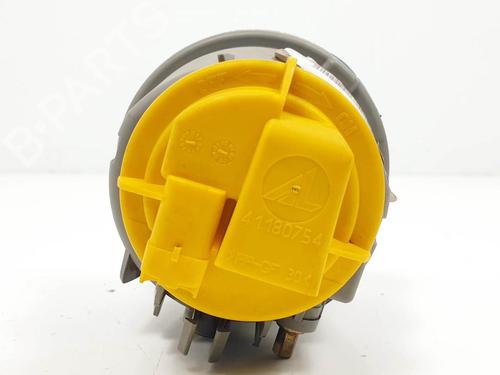 Left front fog light PEUGEOT 1007 (KM_) 1.4 HDi | BP24989561C30  - Image 5