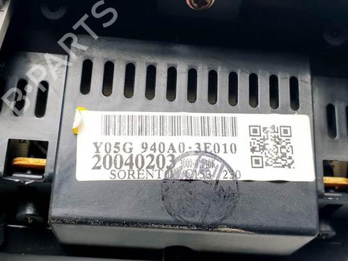 Interior roof light KIA SORENTO I (JC) 2.5 CRDi 4WD | BP17710710I8 