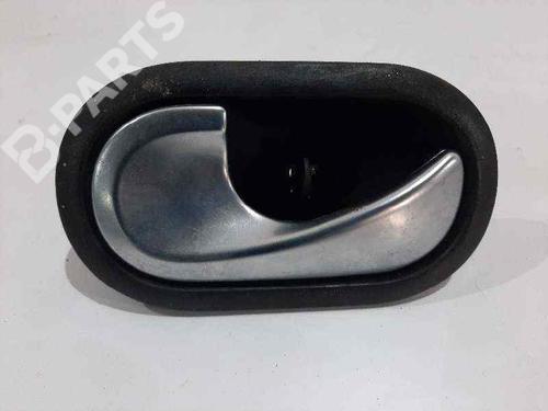 Used Front left interior door handle RENAULT SCÉNIC II (JM0/1_) 1.9 dCi (JM0G, JM12, JM1G, JM2C) (120 hp) 6841312