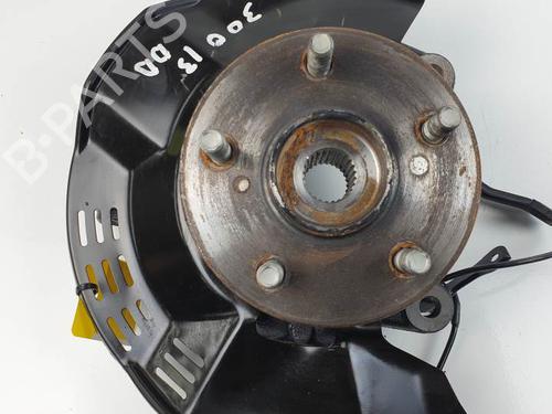 Used Right front steering knuckle TOYOTA C-HR (_X1_) 2.0 Hybrid (MAXH10) (184 hp) 24341061