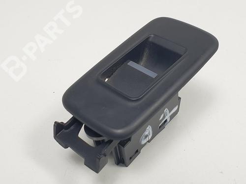 right-rear-window-switch-jaguar-xe-x760-20-d-gx7323878caw-2015-10726599 main image
