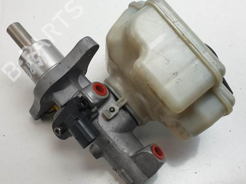 Used Brake master cylinder Brake master cylinder SEAT ALTEA XL (5P5, 5P8) 1.6 TDI (105 hp) 24515952 24515952