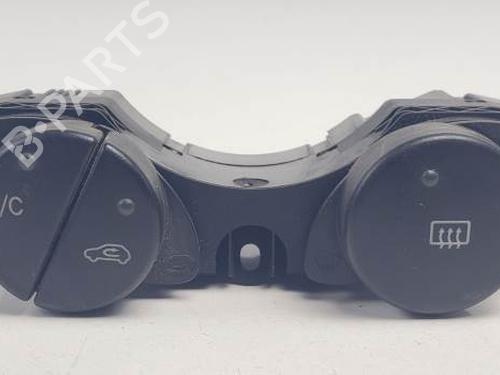 Used Climate control FORD TOURNEO CONNECT 1.8 TDCi (90 hp) 20301937