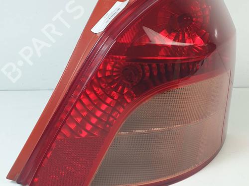 Used Right taillight Right taillight TOYOTA YARIS (_P9_) 1.3 VVT-i (SCP90_, SCP90R) (87 hp) 40176862 40176862