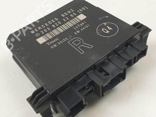 Used Electronic module Electronic module MERCEDES-BENZ C-CLASS T-Model (S203) C 270 CDI (203.216) (170 hp) 27885206 27885206