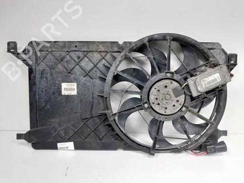 Used Radiator fan Radiator fan VOLVO V50 (545) 1.8 (125 hp) 8155464 8155464