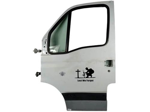 Porta frente esquerda Porta frente esquerda NISSAN INTERSTAR Van (X70) [2002-2026] 8327849 8327849