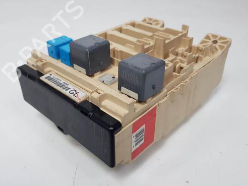 Used Fuse box Fuse box LEXUS RX (_U3_) 400h AWD (MHU38_) (211 hp) 8907529 8907529