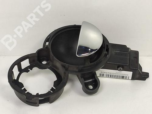 Used Front left interior door handle Front left interior door handle MINI MINI (R50, R53) Cooper (116 hp) 10135580 10135580