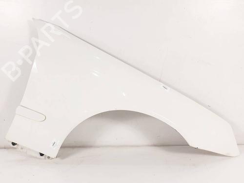 Used Right front fenders MERCEDES-BENZ C-CLASS Coupe (CL203) C 180 Kompressor (203.746) (143 hp) 30049785