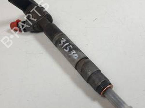 Used Injector MERCEDES-BENZ VITO Bus (W638) 108 CDI 2.2 (638.194) (82 hp) 31181012