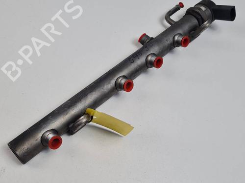 Used Injection rail Injection rail 38532137 38532137