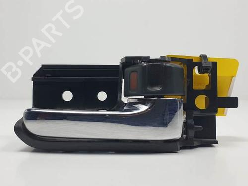 Used Front right interior door handle Front right interior door handle TOYOTA COROLLA (_E12_) 2.0 D-4D (CDE120R, CDE120L_) (110 hp) 18117680 18117680
